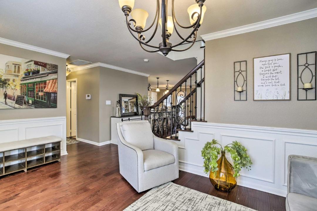 Photo of Livingroom in Cypress