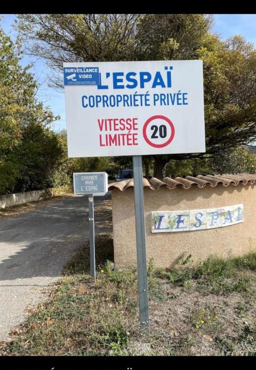 Photo of Others in Saint-Martin-de-Bromes