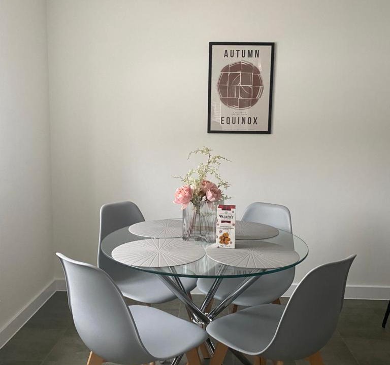 Photo of Livingroom in Thame