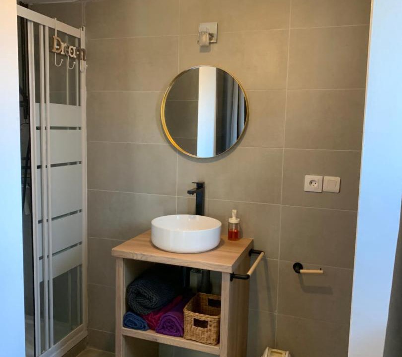 Photo of Bathroom in Mouguerre