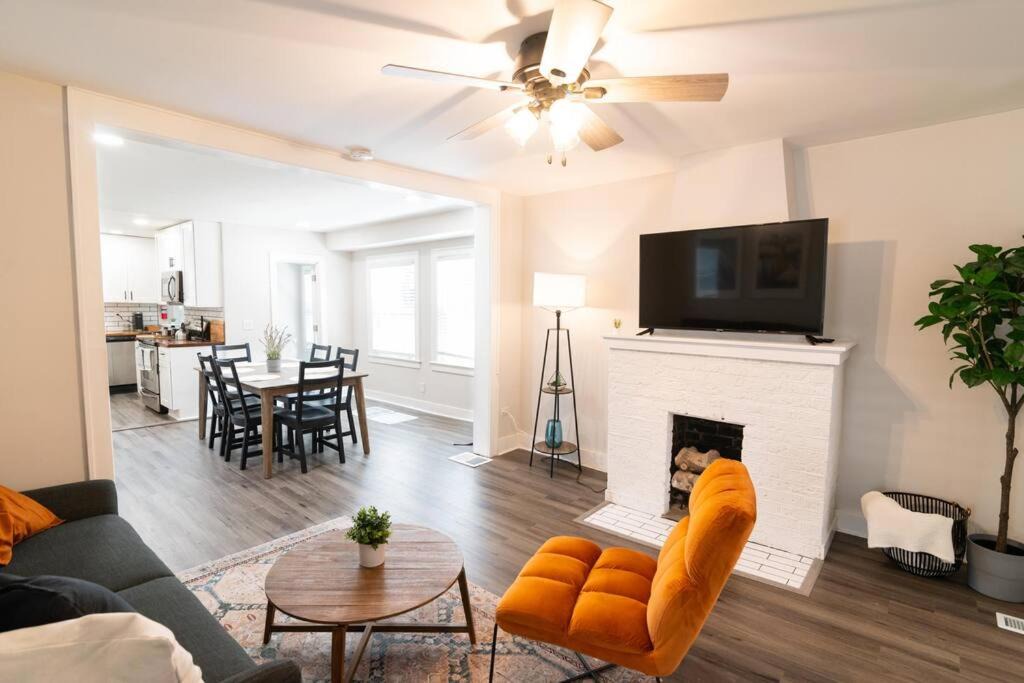 Photo of Livingroom in Independence