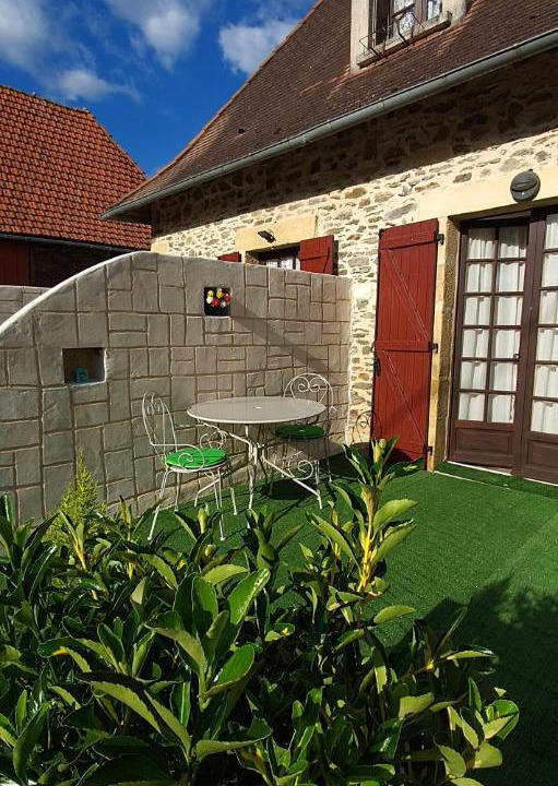 Photo of Others in Sarrazac