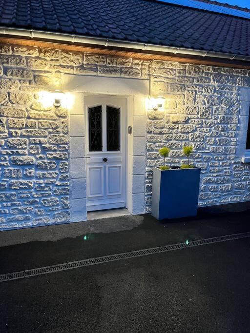 Photo of Buildings in Beuvrequen