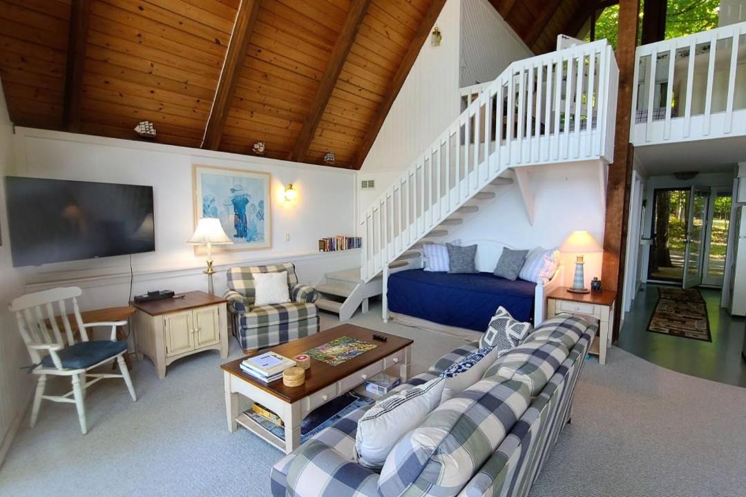 Photo of Livingroom in Good Hart