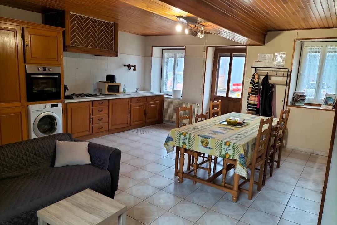 Photo of Livingroom in Feins-en-Gatinais