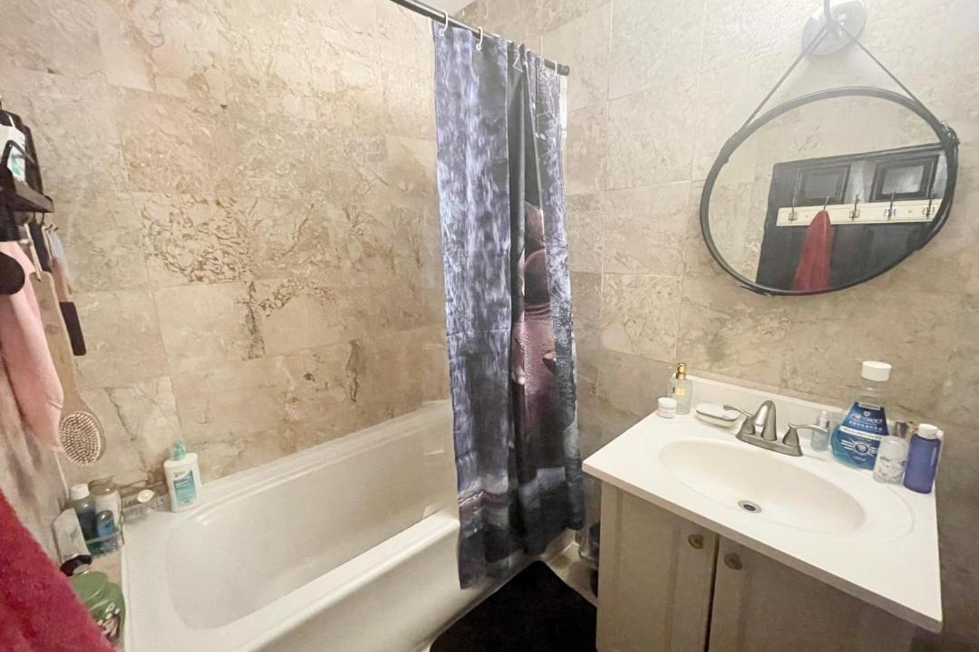 Photo of Bathroom in Midtown West