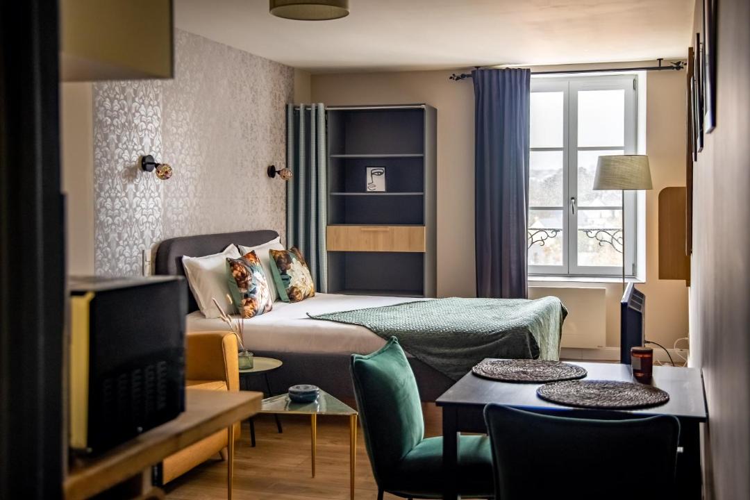 Photo of Others in Dinan