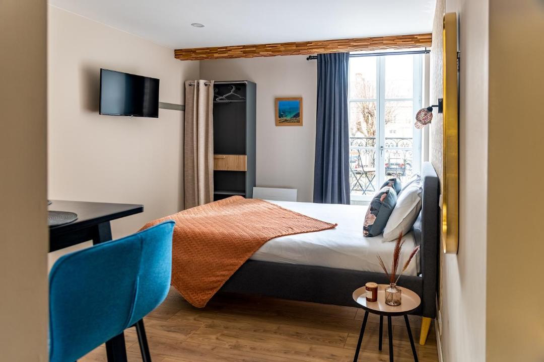 Photo of Bedroom in Dinan