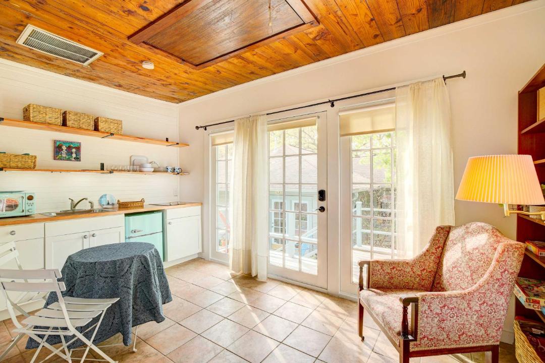 Photo of Livingroom in Woodland Heights