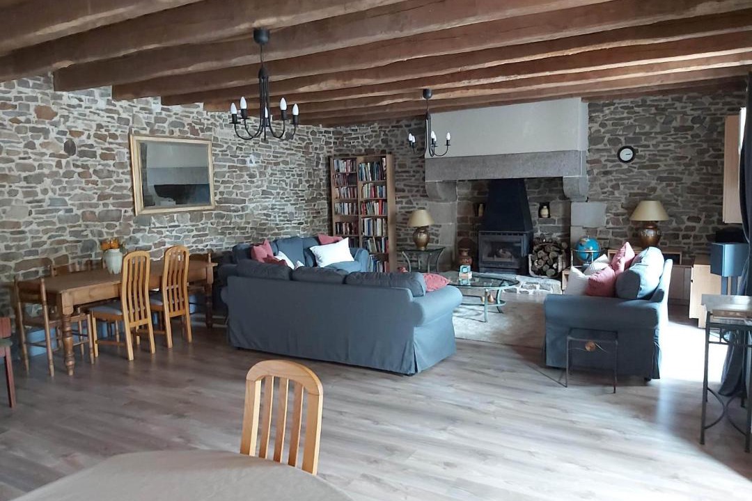 Photo of Livingroom in Les Champs-Geraux