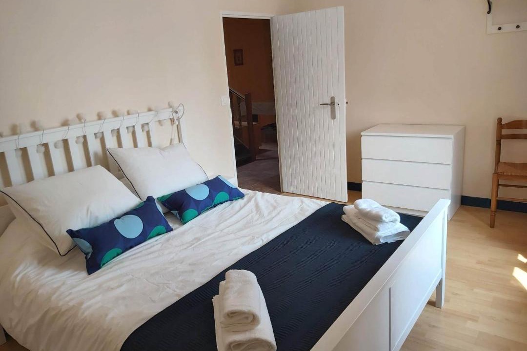 Photo of Bedroom in Les Champs-Geraux