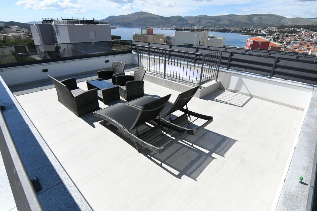 Photo of Patio Balcony in Okrug Gornji