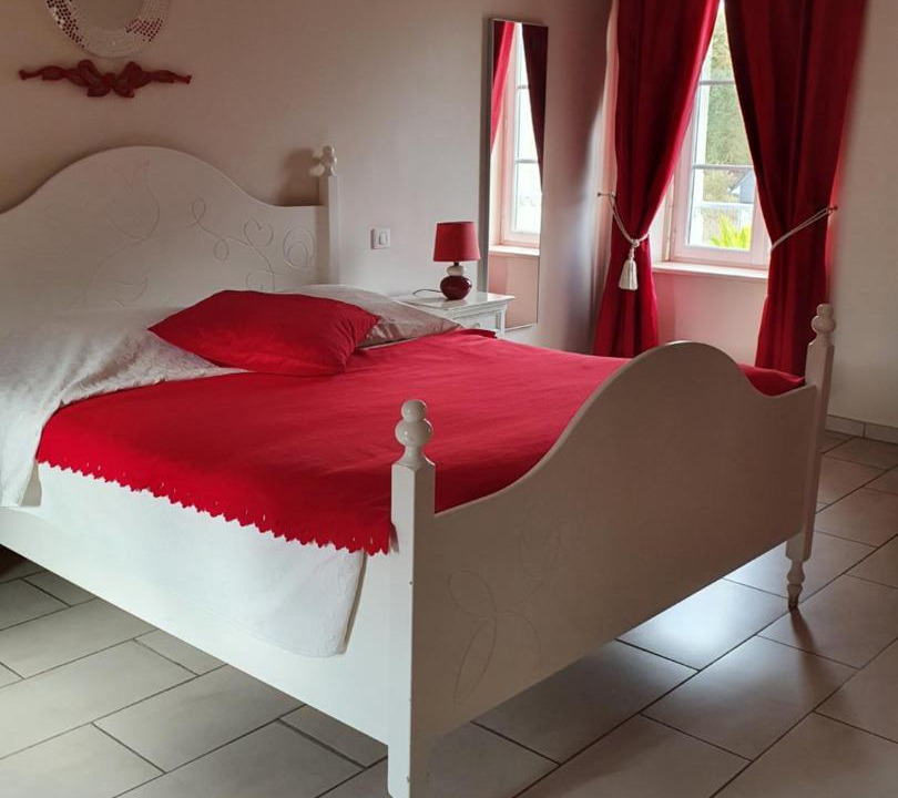 Photo of Bedroom in Surtainville