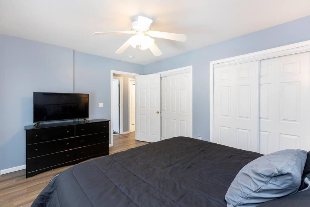 Photo of Bedroom in Higgins Lake