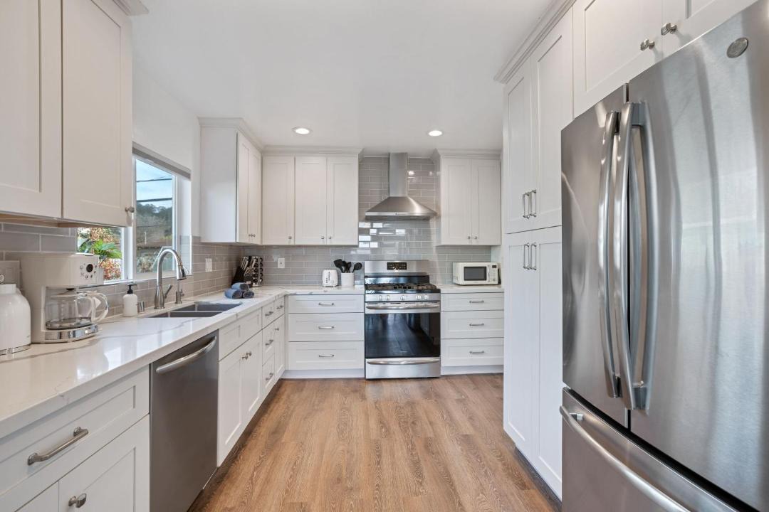 Photo of Kitchen in Linda Mar