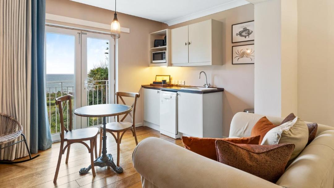 Photo of Livingroom in Ruan High Lanes