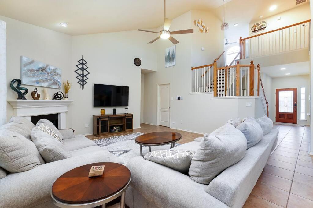 Photo of Livingroom in San Antonio