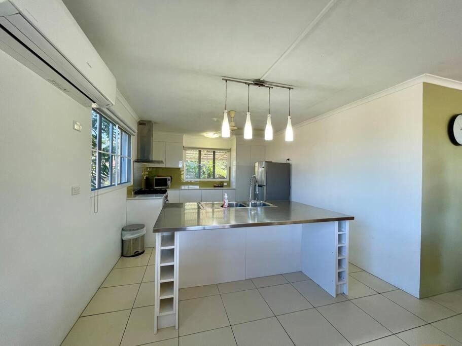 Photo of Others in Lucinda