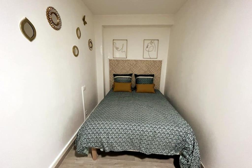 Photo of Bedroom in Cambrai