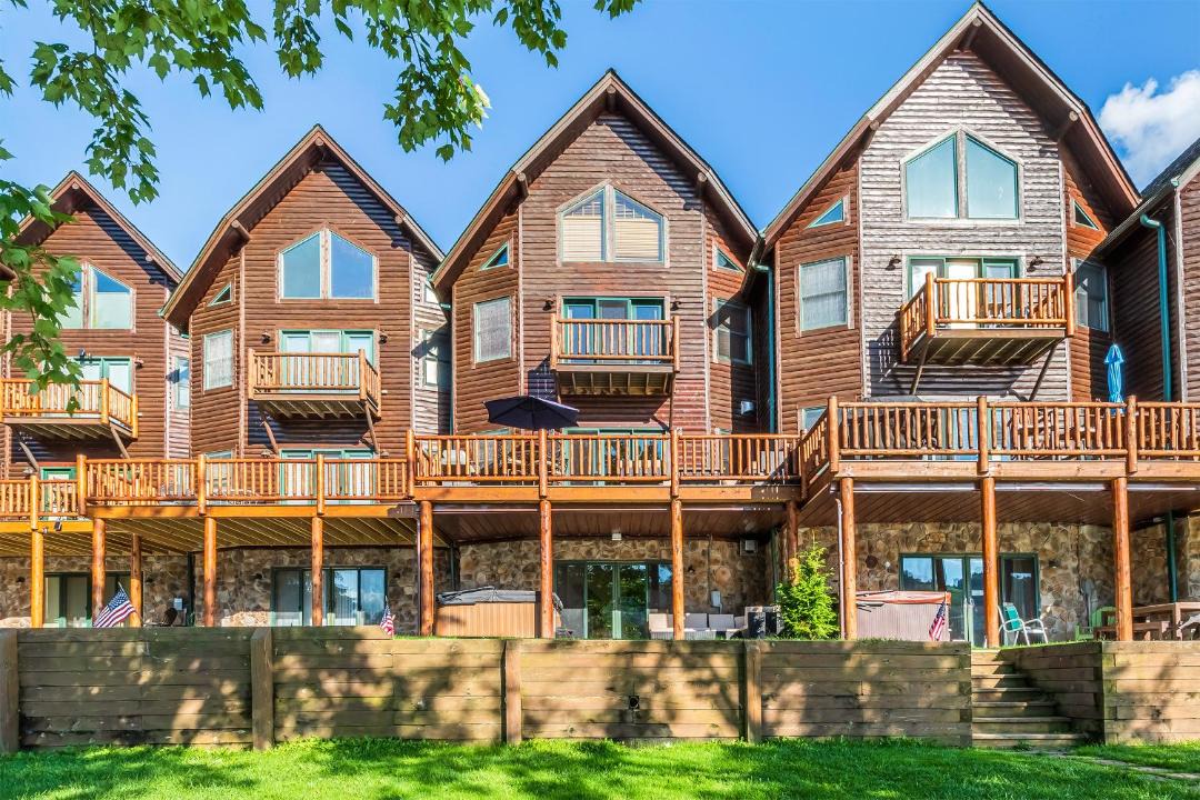 Photo of Others in McHenry