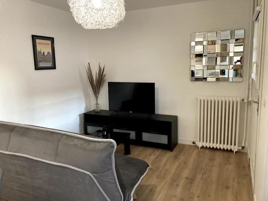 Photo of Livingroom in Montcy-Notre-Dame