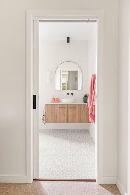 Photo of Others in Gillentown