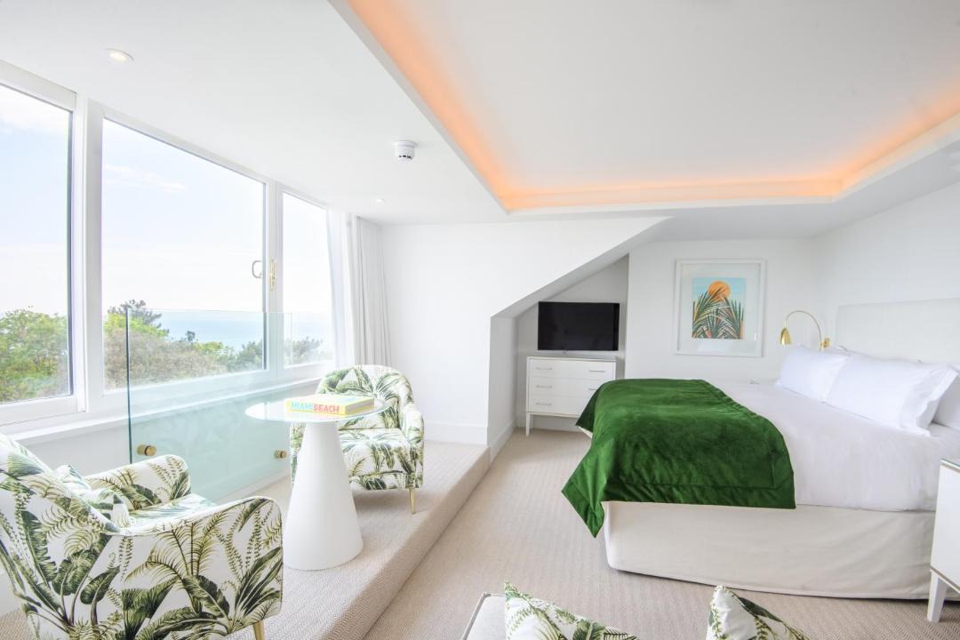 Photo of Others in West Cliff