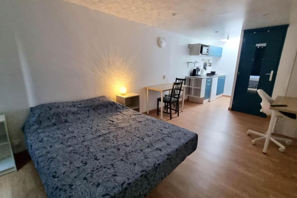 Photo of Bedroom in Avesnes-sur-Helpe
