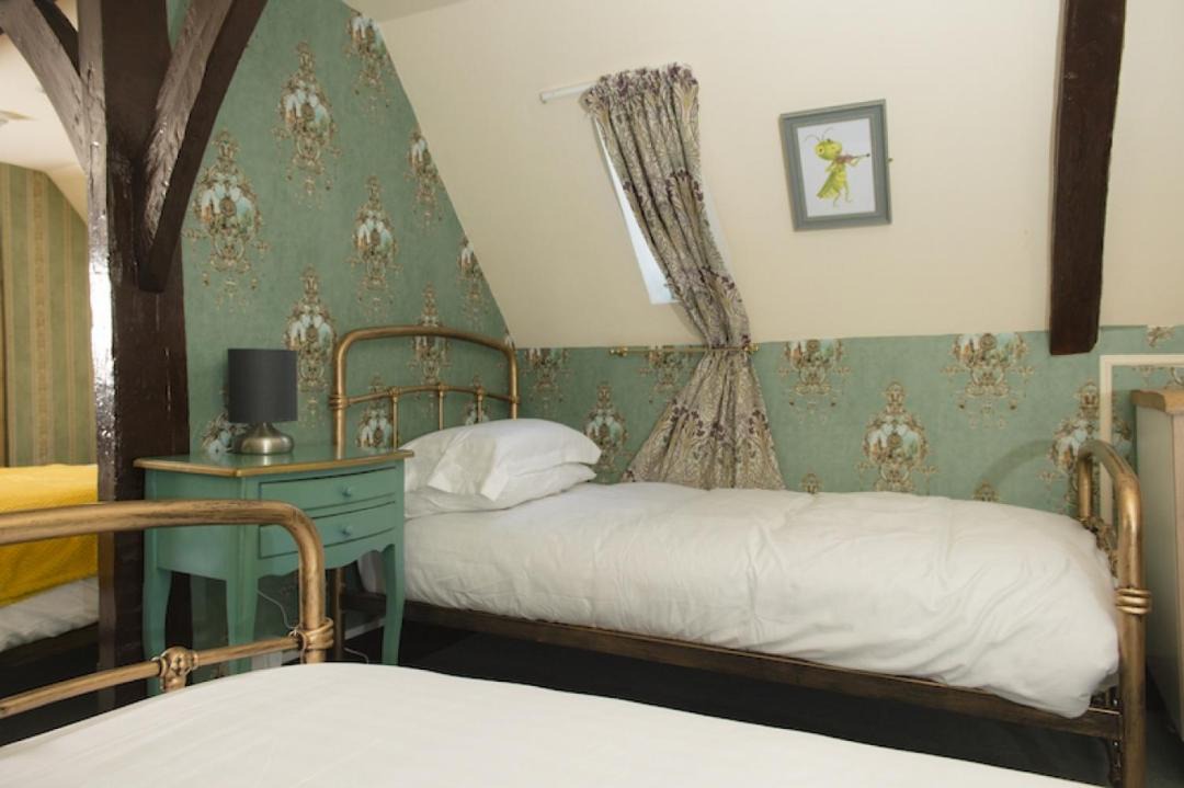 Photo of Others in The King's Mile