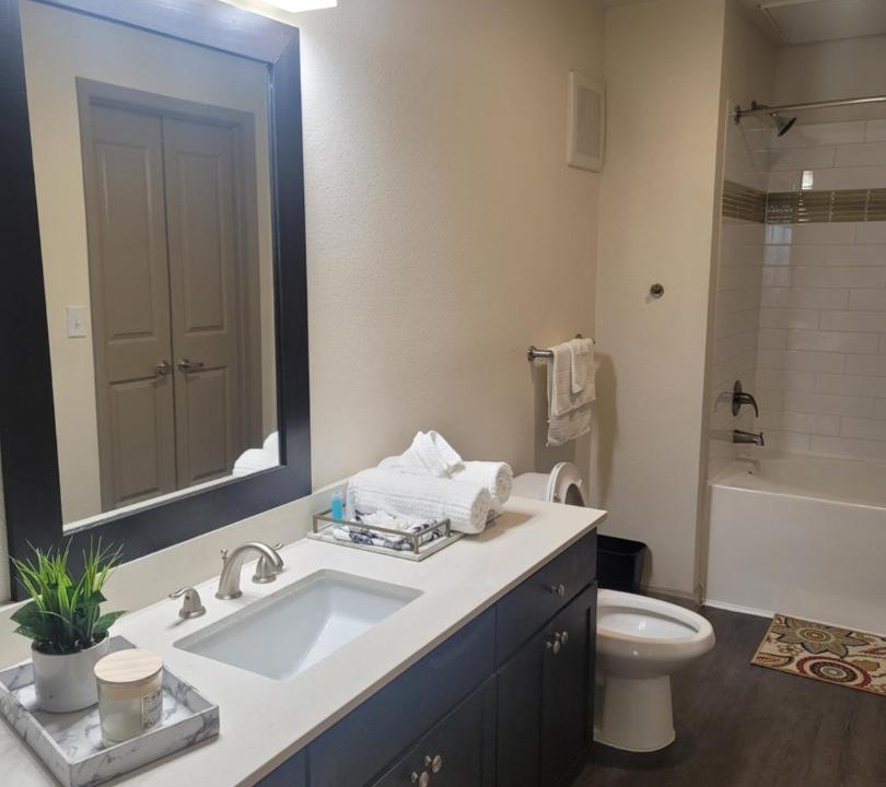 Photo of Bathroom in Woodlake - Briar Meadow