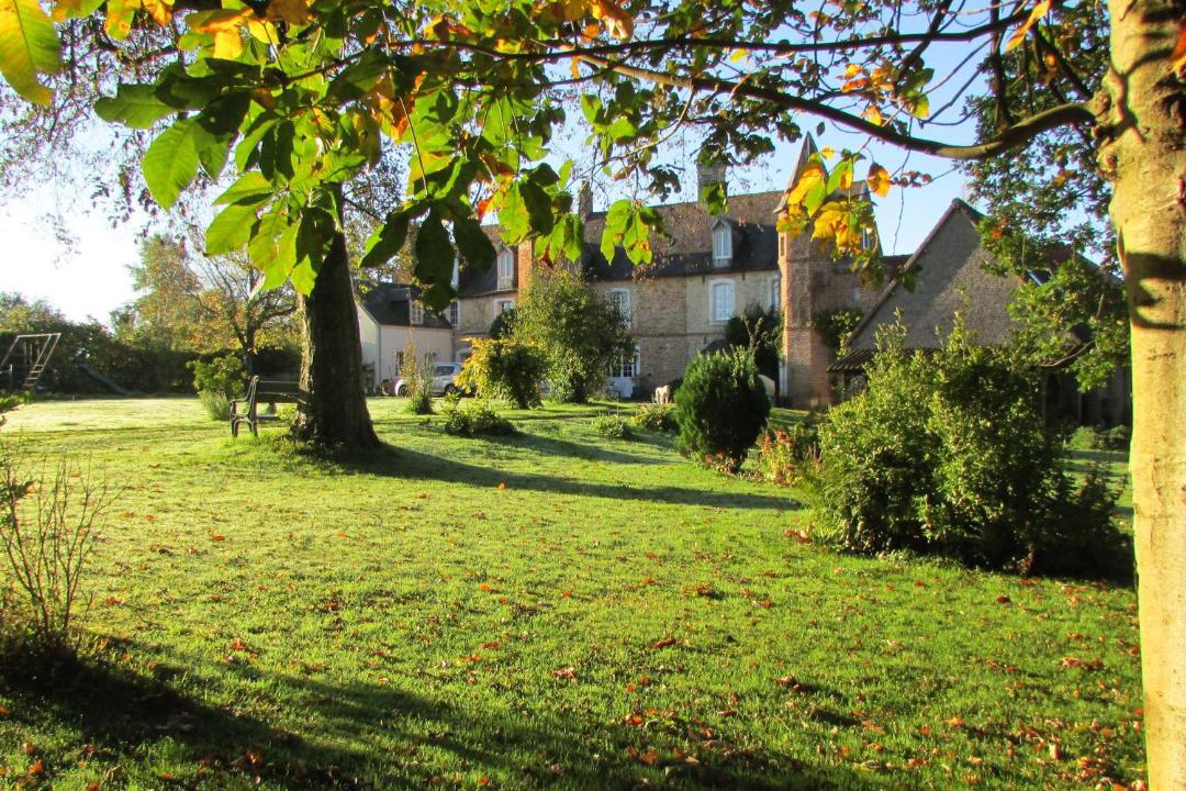 Photo of Others in Questrecques