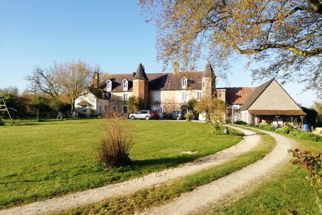 Photo of Others in Questrecques