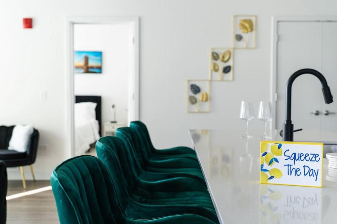 Photo of Livingroom in Morton Grove