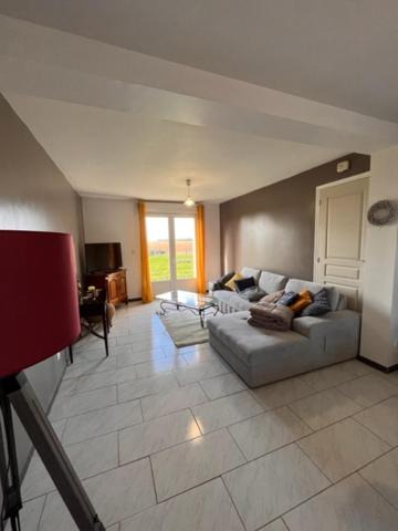 Photo of Livingroom in Omecourt