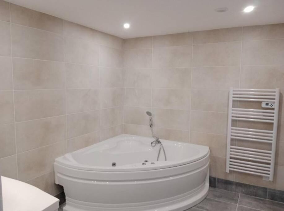 Photo of Bathroom in Verdelot