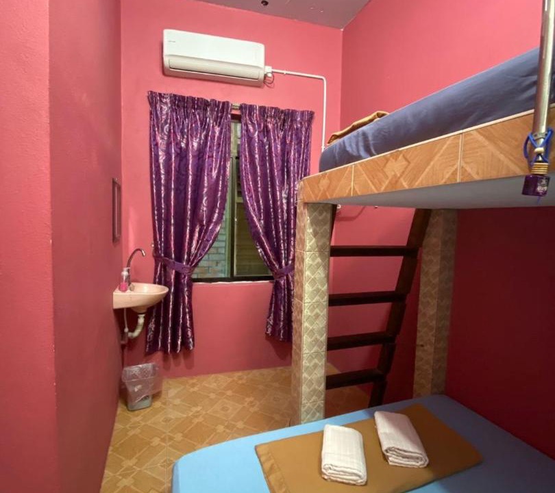 Photo of Bedroom in Kampung Nail