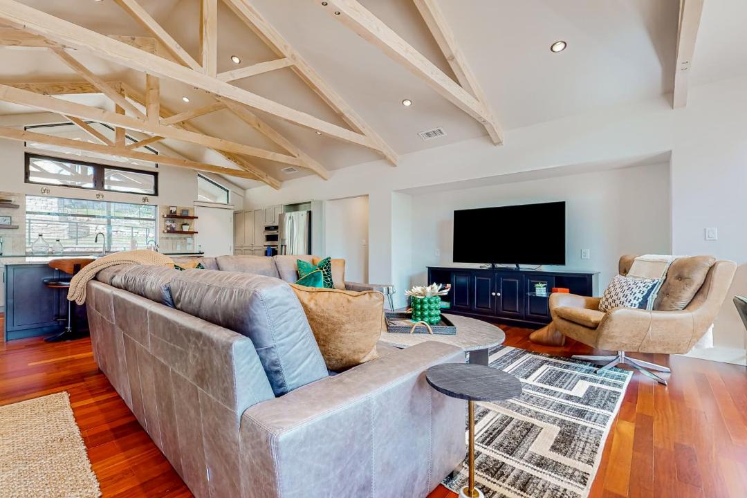 Photo of Livingroom in Westwood