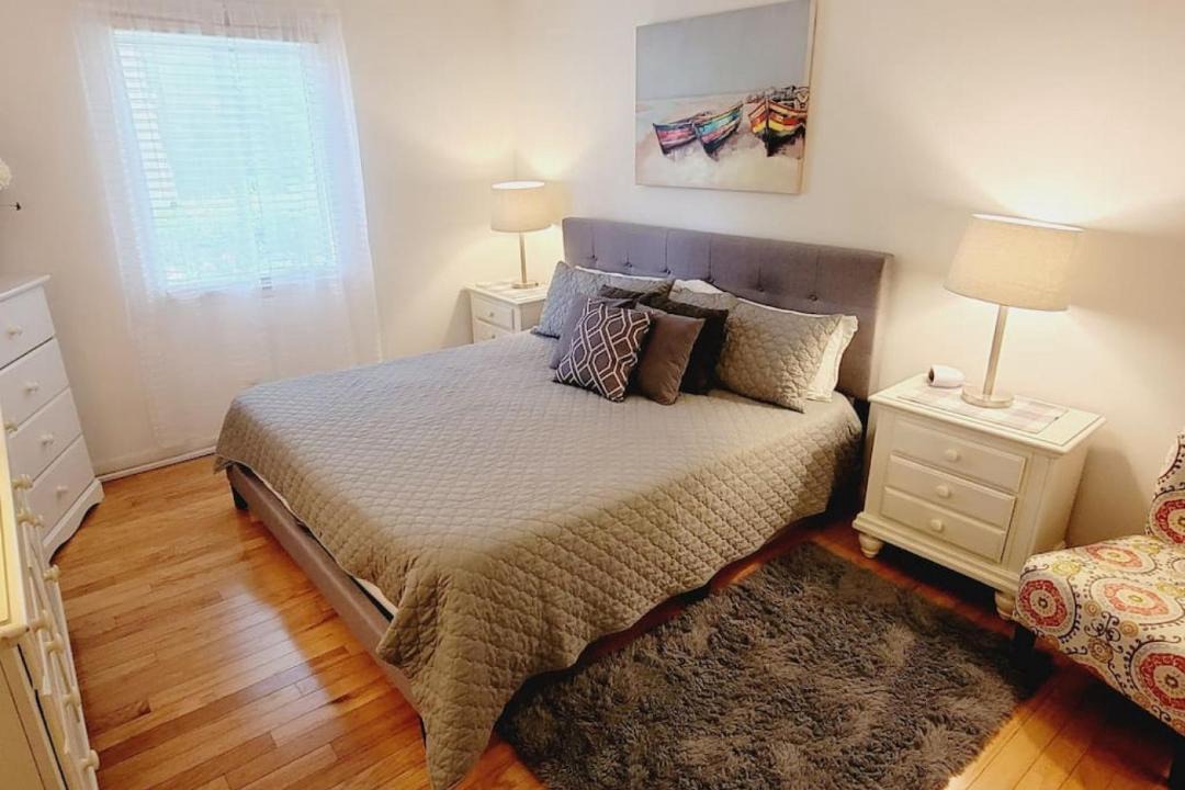 Photo of Bedroom in Demere Park