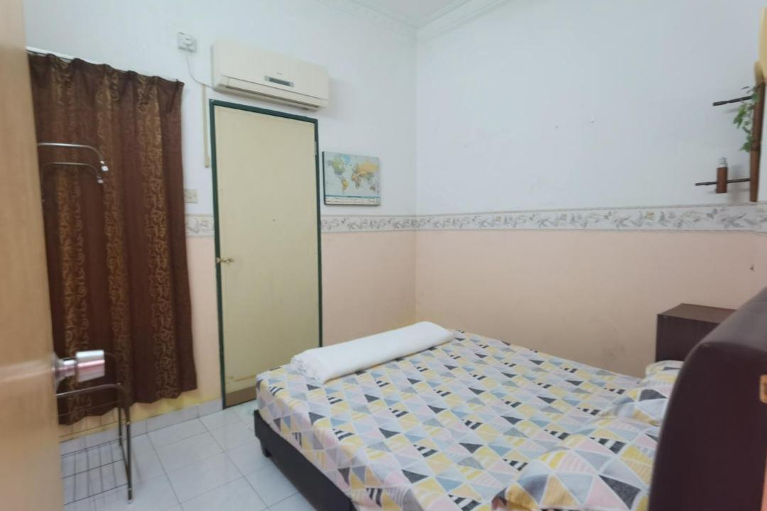 Photo of Bedroom in Kampung Changkat Karah
