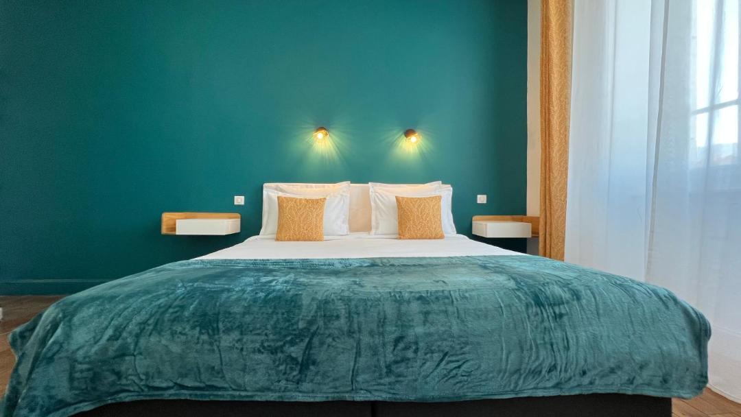 Photo of Bedroom in Saint-Girons