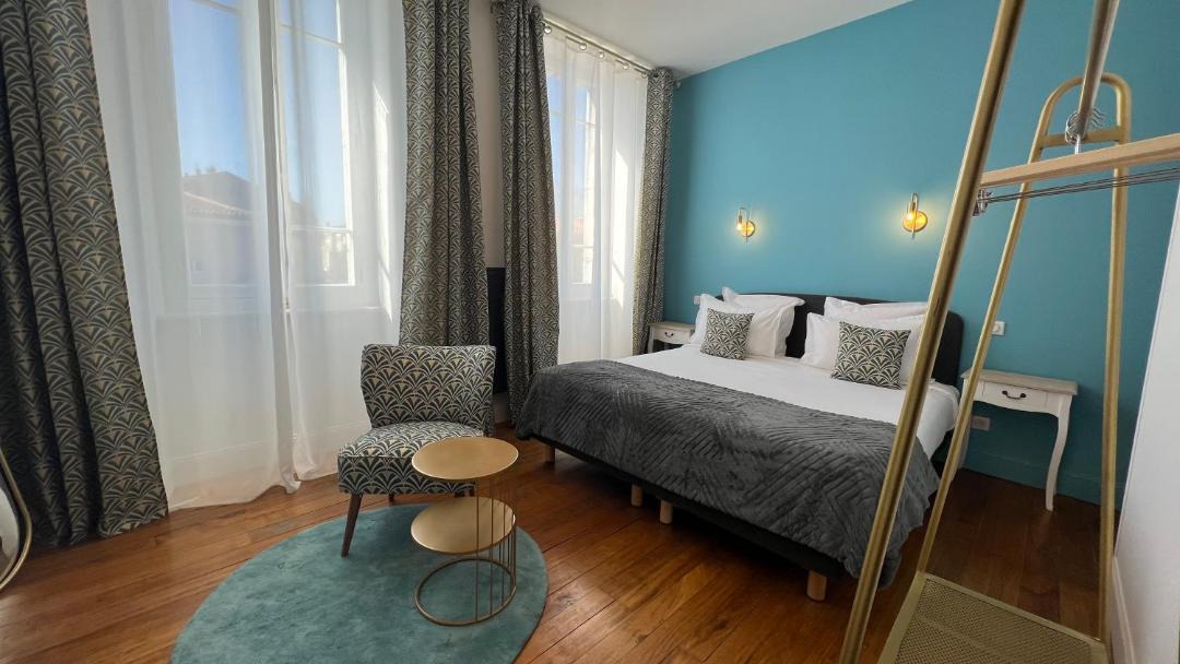 Photo of Bedroom in Saint-Girons