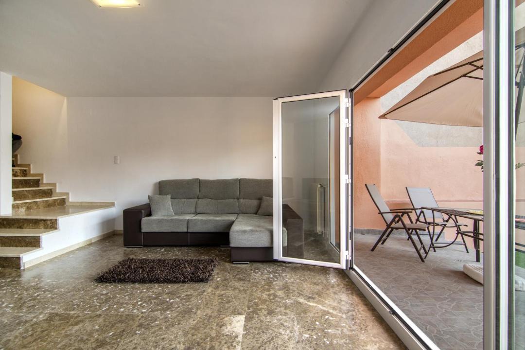 Photo of Patio Balcony in Vallcarca i els Penitents