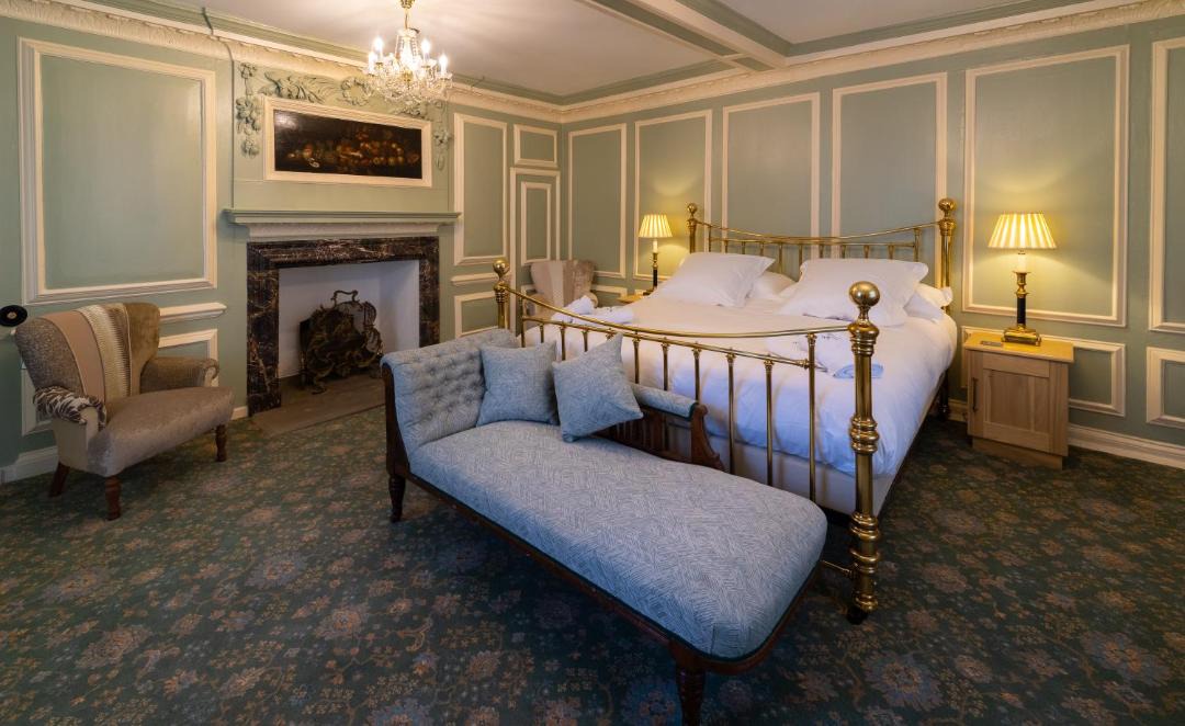 Photo of Bedroom in Oxford City Centre