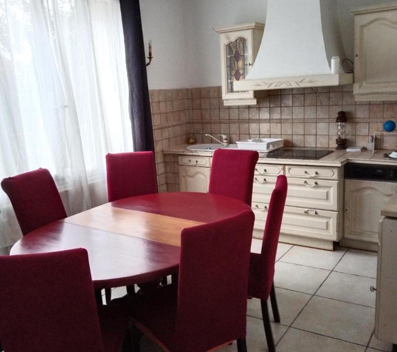 Photo of Livingroom in Village