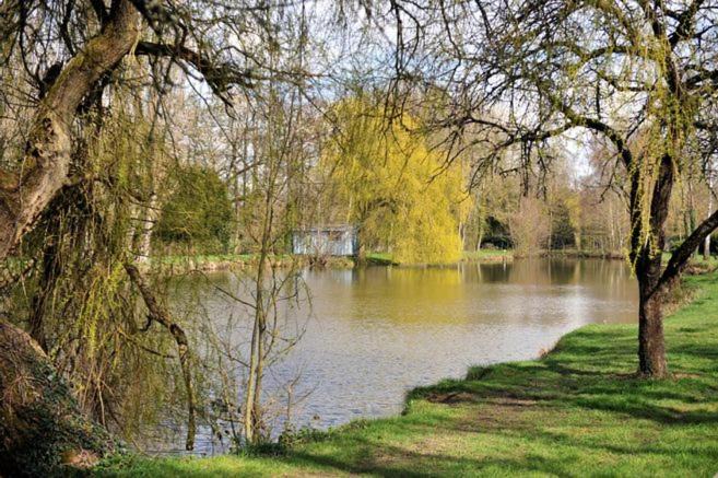 Photo of Others in Saint-Georges-sur-Eure