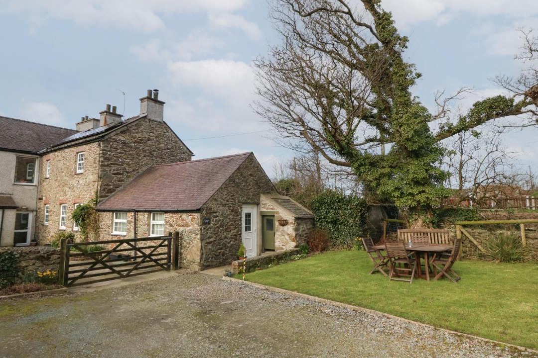 Photo of Buildings in Rhydwyn