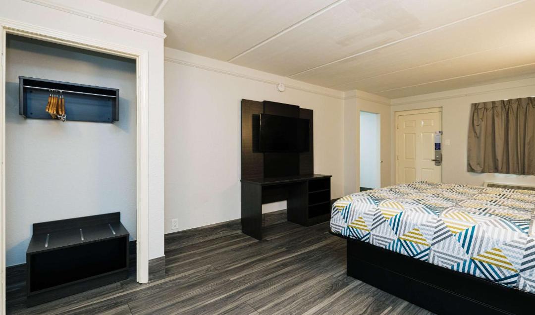 Photo of Bedroom in Baytown