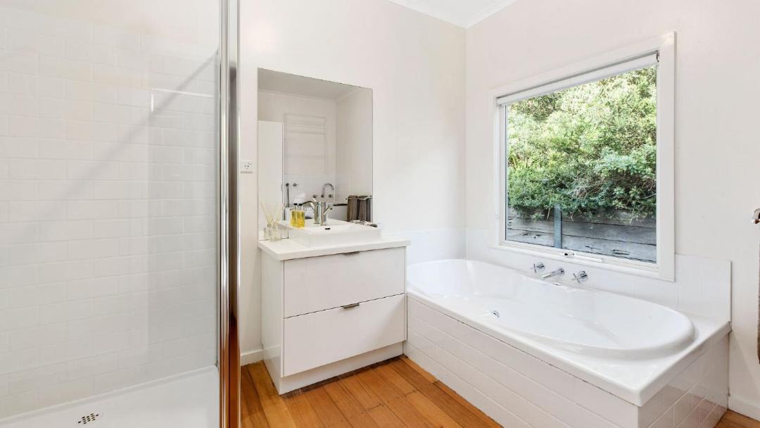 Photo of Bathroom in Johanna