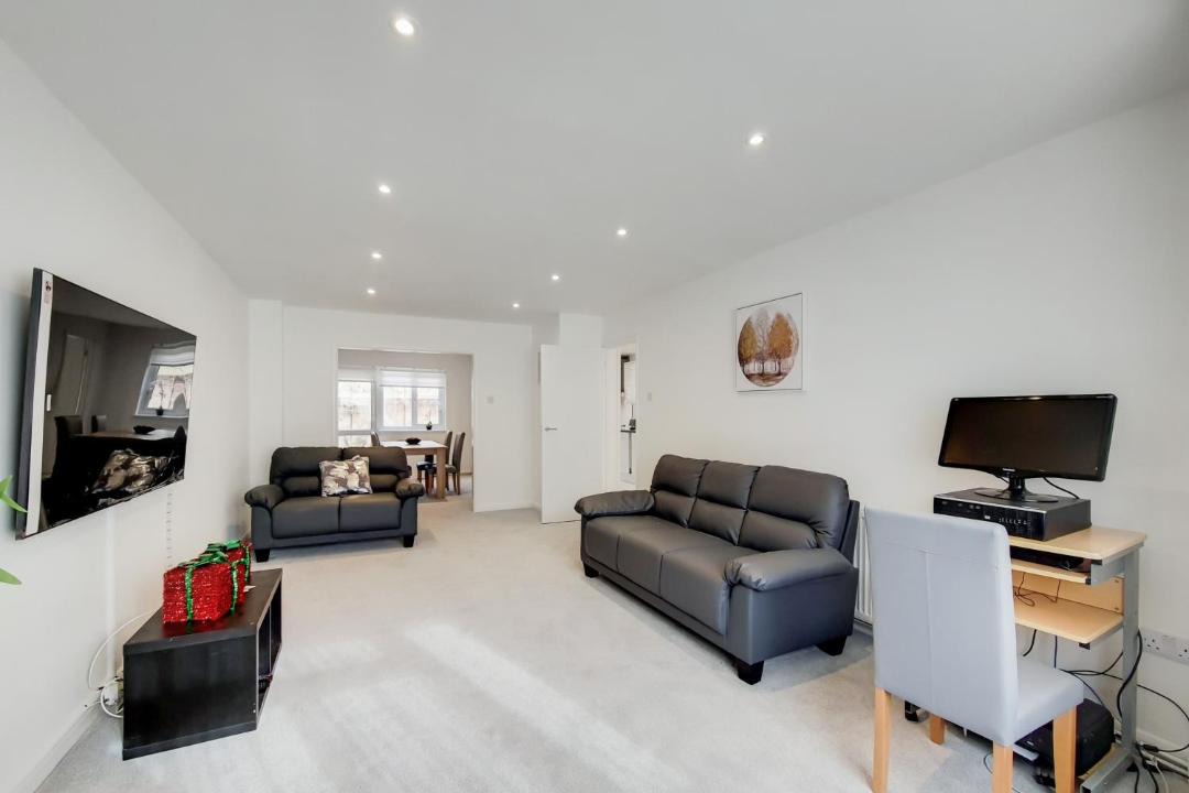 Photo of Livingroom in Sanderstead