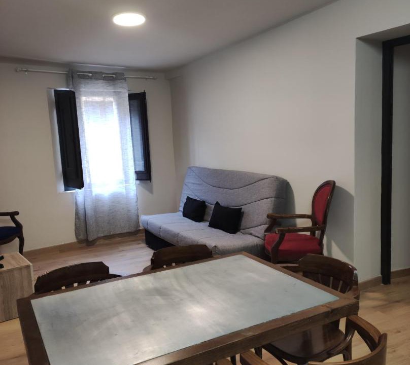 Photo of Livingroom in Vic